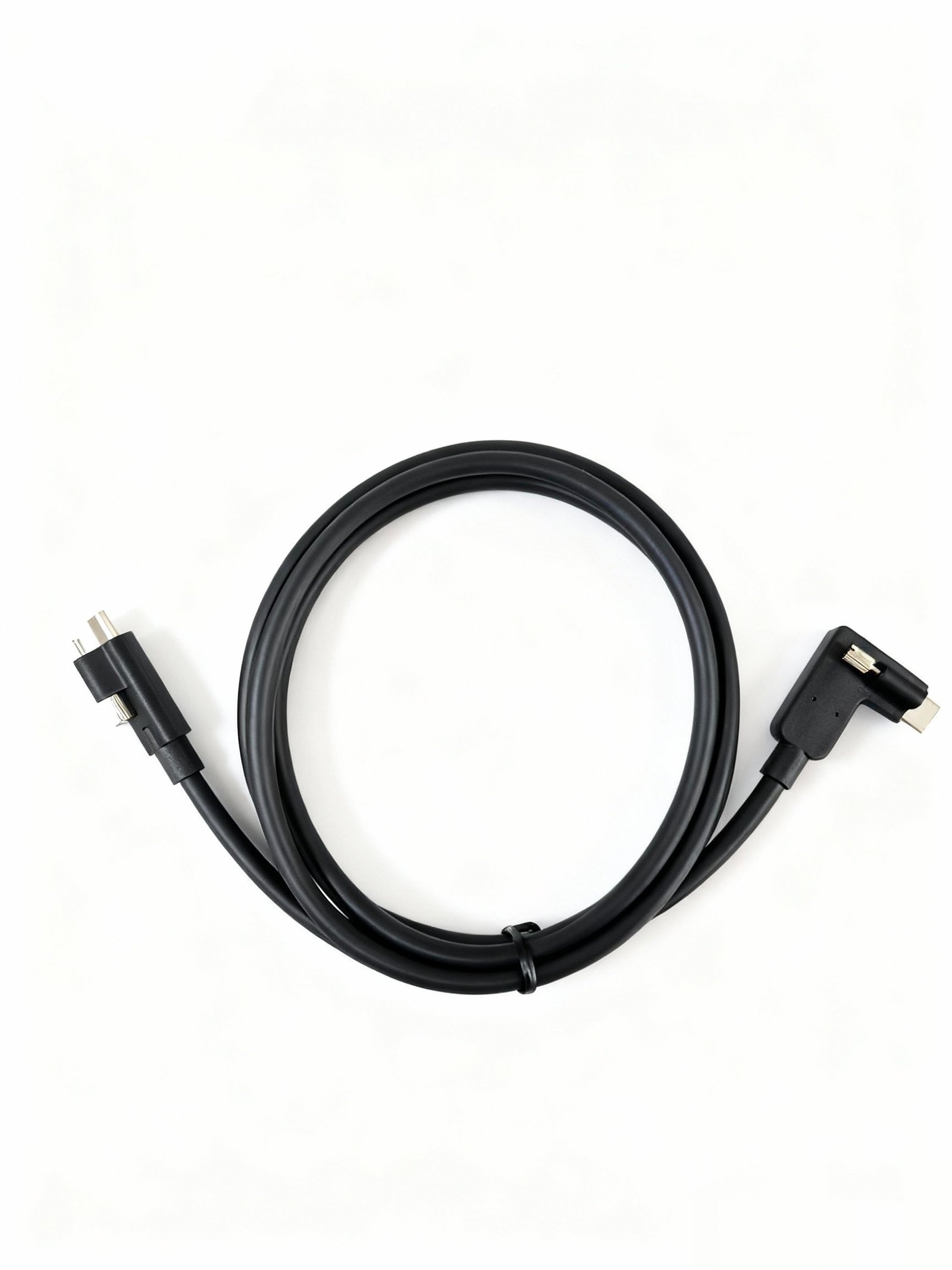 Lockable USB4 Coaxial Cable