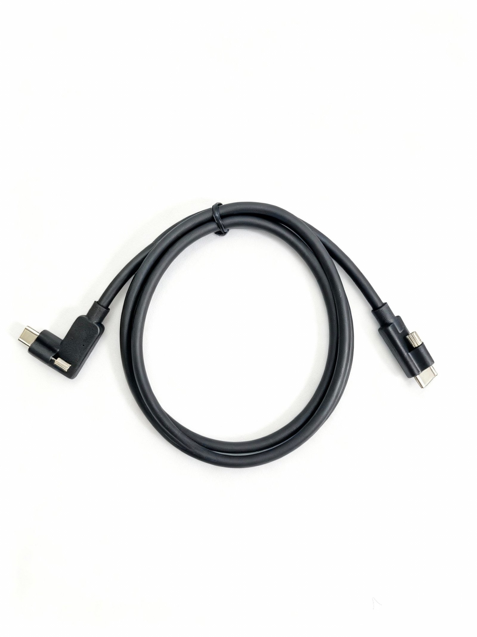 Lockable USB4 Coaxial Cable - Image 2